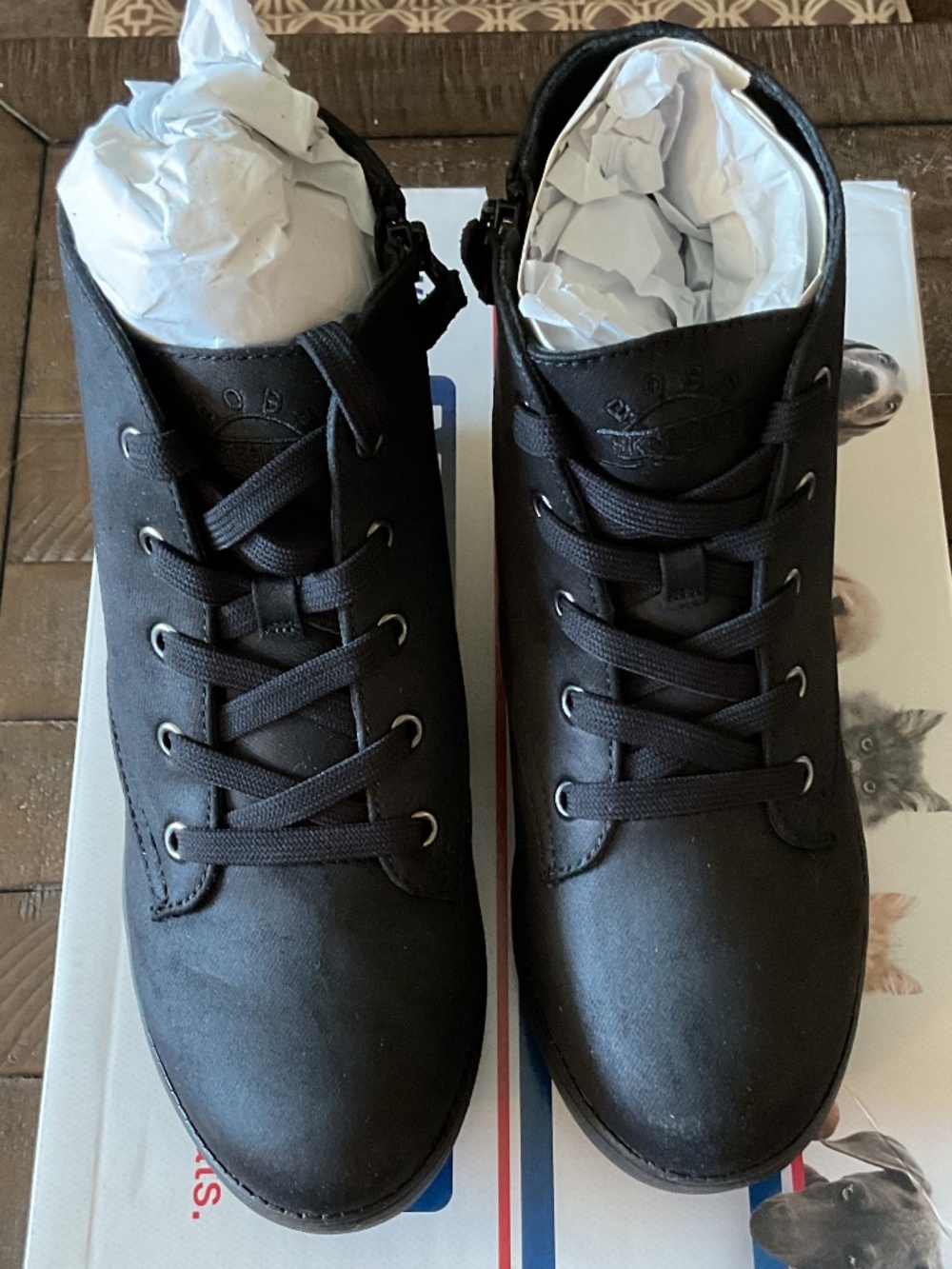 💐BNIB💐 BOB’S from Skechers Black Gala Vegan Bootie - size 8
